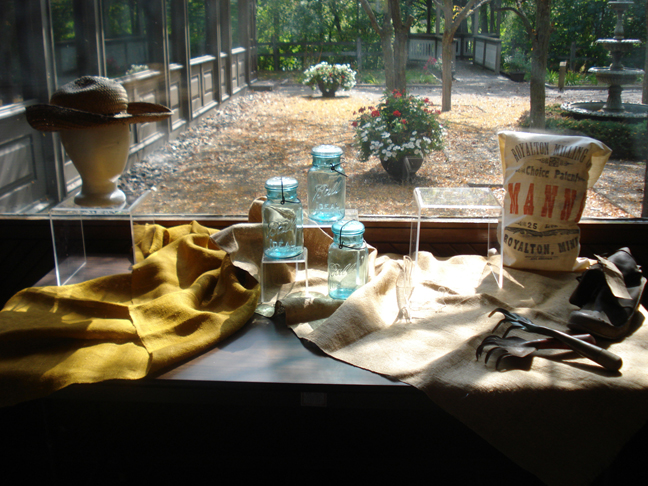 http://www.morrisoncountyhistory.org/museumpics/buildex12.jpg Rakes and boot become part of exhibit.