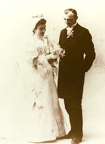 http://www.morrisoncountyhistory.org/museumpics/vertinwed75.jpg John Vertin & Agnes Miller wedding photo, November 27, 1894, photo from the Morrison County Historical Society collections.